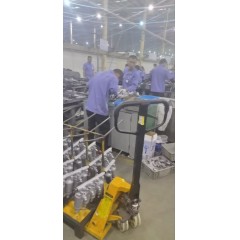 通潤汽車零部件招聘    大齡工，長白班  男女不限 男工18-55歲  女工 18-50周歲cc