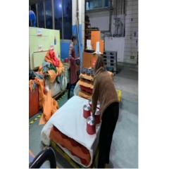 浙江省 臺州 玉環(huán) 蘇泊爾    普工 :女18-45歲，男18-50歲 另急招10拋光工