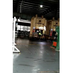 董浜利來汽車配件廠 招聘要求：男工18～45！女工40以內(nèi)少量