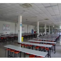 青島勝代機(jī)械有限公司   招聘焊工和普工  男  要求年齡18--45周歲，