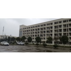 太倉中集冷藏物流裝備有限公司   招聘  焊工  普工 男，18-45歲，身高1.65m以上，會(huì)寫字