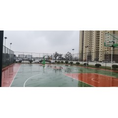 太倉中集冷藏物流裝備有限公司   招聘  焊工  普工 男，18-45歲，身高1.65m以上，會(huì)寫字