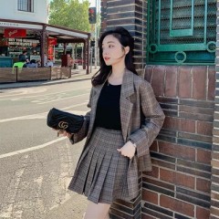 春秋新款韓版網紅休閑格子小西裝外套女寬松套裝百褶裙兩件套